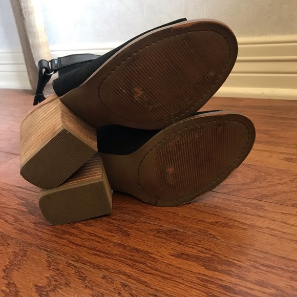 Tom’s Sandal Booties - Picture 4 of 6